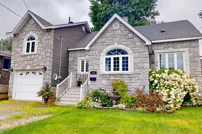 137 Whitney Avenue, North Bay, On P1a 1y7