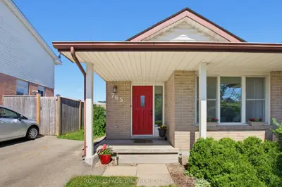 Semi-Detached in London South