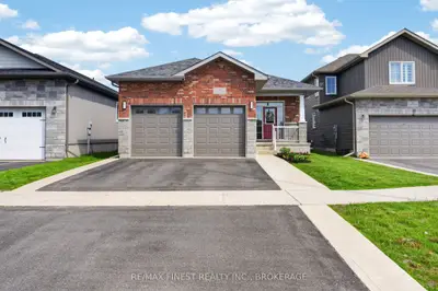 Detached in Loyalist
