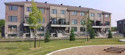 Condo Townhouse in Kanata