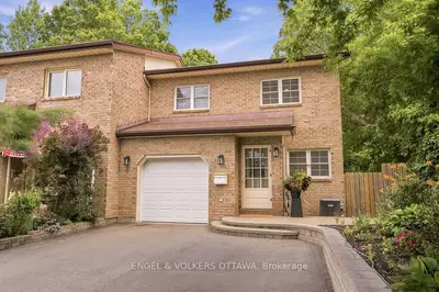 Semi-Detached in Vanier and Kingsview Park