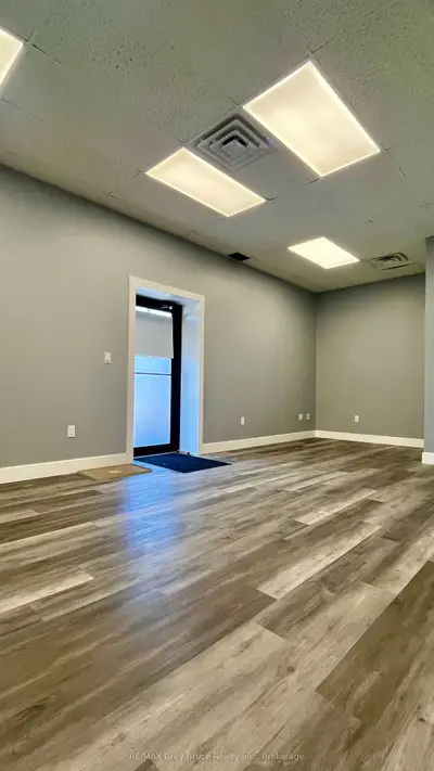 18 Yonge Street 4, Arran-elderslie, On N0h 2n0