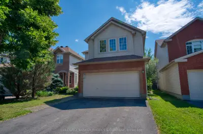 32 CATTERICK Crescent, Kanata, ON K2K 3M5