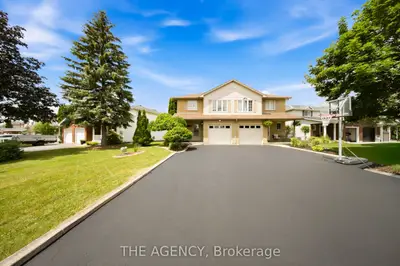 Detached in Haldimand