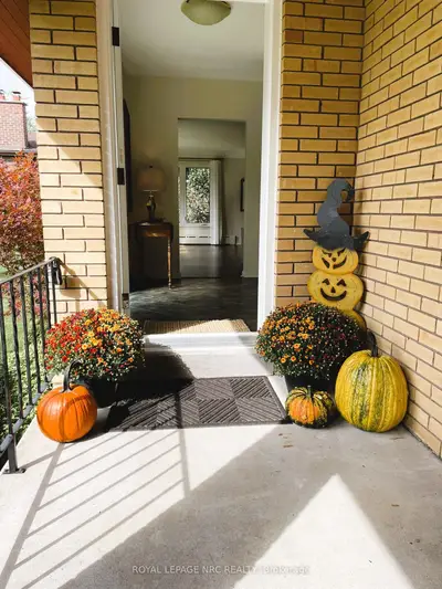 24 Tennessee Avenue, Port Colborne, On L3k 2r9