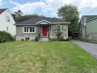 Detached in Carlington - Central Park