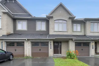 Att/Row/Townhouse in Barrhaven