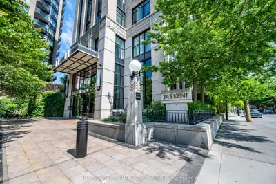 Condo Apartment in Ottawa Centre