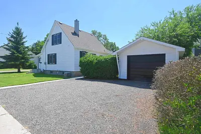52 Woodworth Avenue, St. Thomas, On N5p 3j8