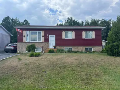 13 Moose Drive, Manitouwadge, On P0t 2c0