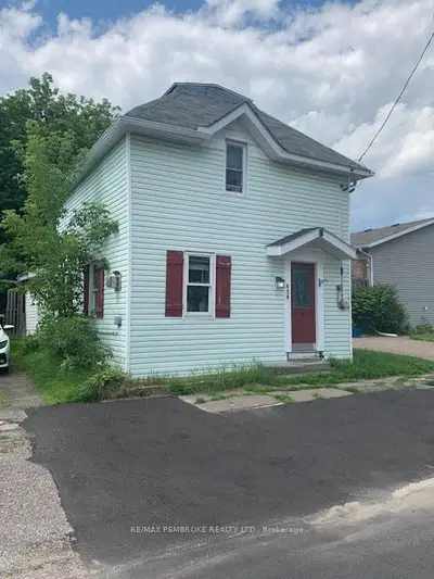 Detached in Pembroke