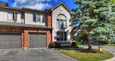 Condo Townhouse in London North