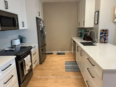 Condo Apartment in Belleville