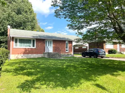 Detached in Pembroke