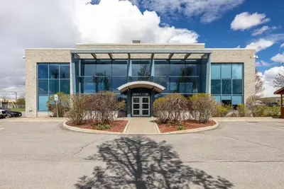 5500 Canotek Road, Beacon Hill North - South And Area, On K1j 1k6