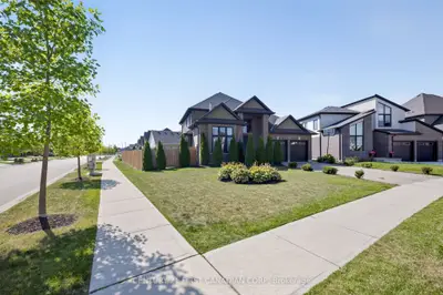 703 Zaifman Circle, London North, On N5x 0m8