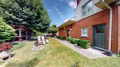 148 James Street E, Brockville, On K6v 1l2
