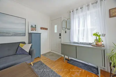 52 Broadway Avenue, London South, On N6p 1a8