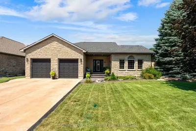 Detached in South Huron