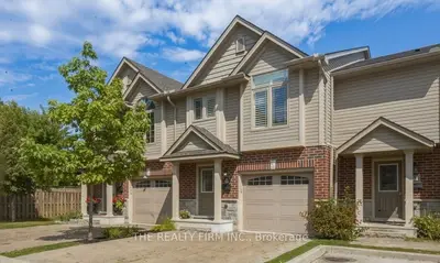 Condo Townhouse in London North