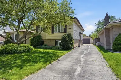 Detached in London North