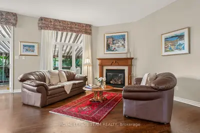 102 Golflinks Drive, Barrhaven, On K2j 5l3