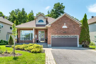 Detached in Barrhaven