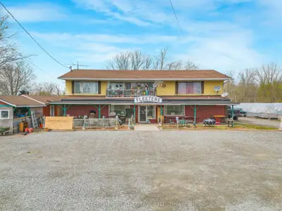 11178 #3 Highway, Wainfleet, On L3k 5v4