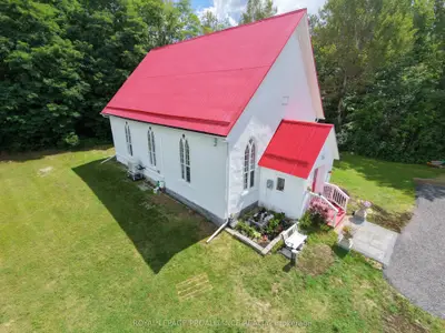 5898 County Rd 6 Road, Elizabethtown-kitley, On K6v 5t5