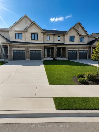 Att/Row/Townhouse in Tillsonburg