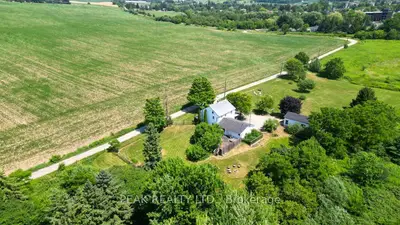 Detached in Wilmot