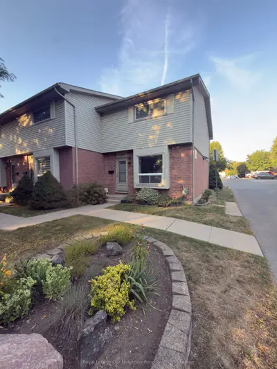226 W Highview Avenue W 70, London South, On N6j 4k1