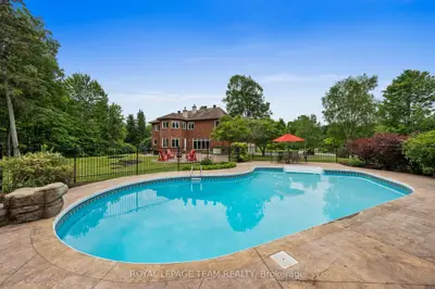 50 Marchvale Drive, Kanata, On K2w 1c2