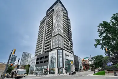 Condo Apartment in Hamilton