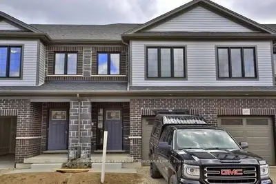 Att/Row/Townhouse in Kitchener