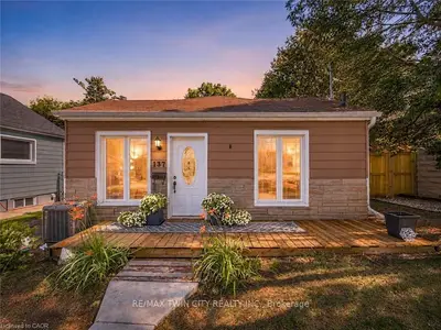 Detached in Cambridge
