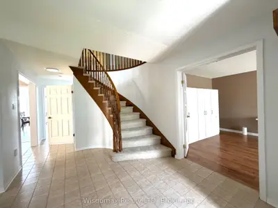 1 Crysler Crescent, Thorold, On L2v 5v2