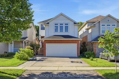 Detached in Waterloo