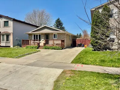 349 Banbury Crescent, London South, On N5z 4v1
