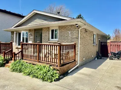 Detached in London South