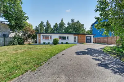 843 Woodbine Road, Kingston, On K7p 2x3