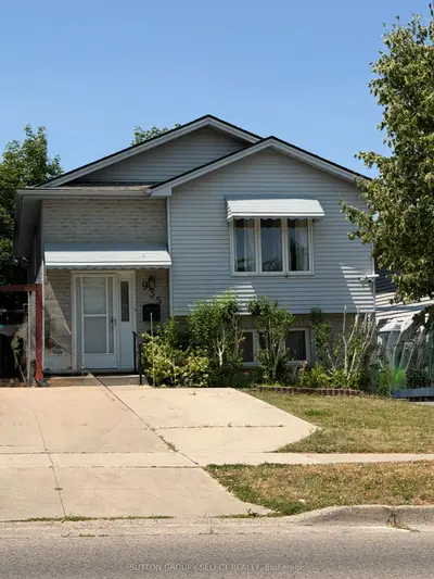 Detached in London North