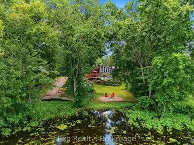 Detached in Belleville
