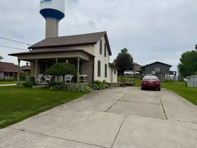 Detached in South Bruce