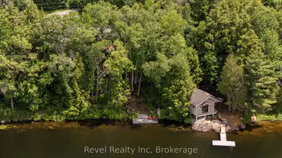 30 Sparrow Road, Seguin, On P0c 1j0