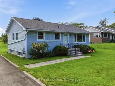Detached in Quinte West