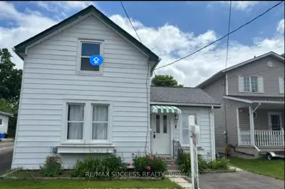 17 Dover Street, Woodstock, On N4s 3l7