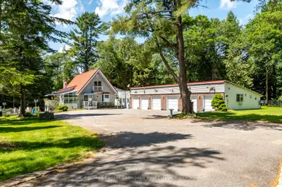 124 Hutcheson Beach Road, Huntsville, On P1h 1n4