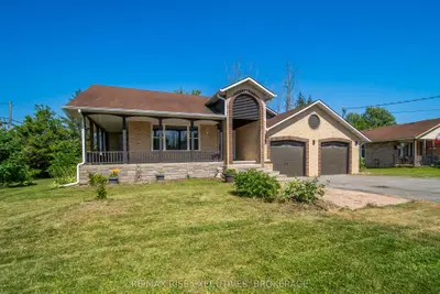 2 CREIGHTON Drive, Loyalist, ON K0H 2H0