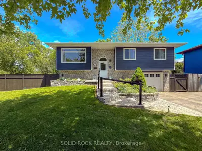 Detached in Kingston